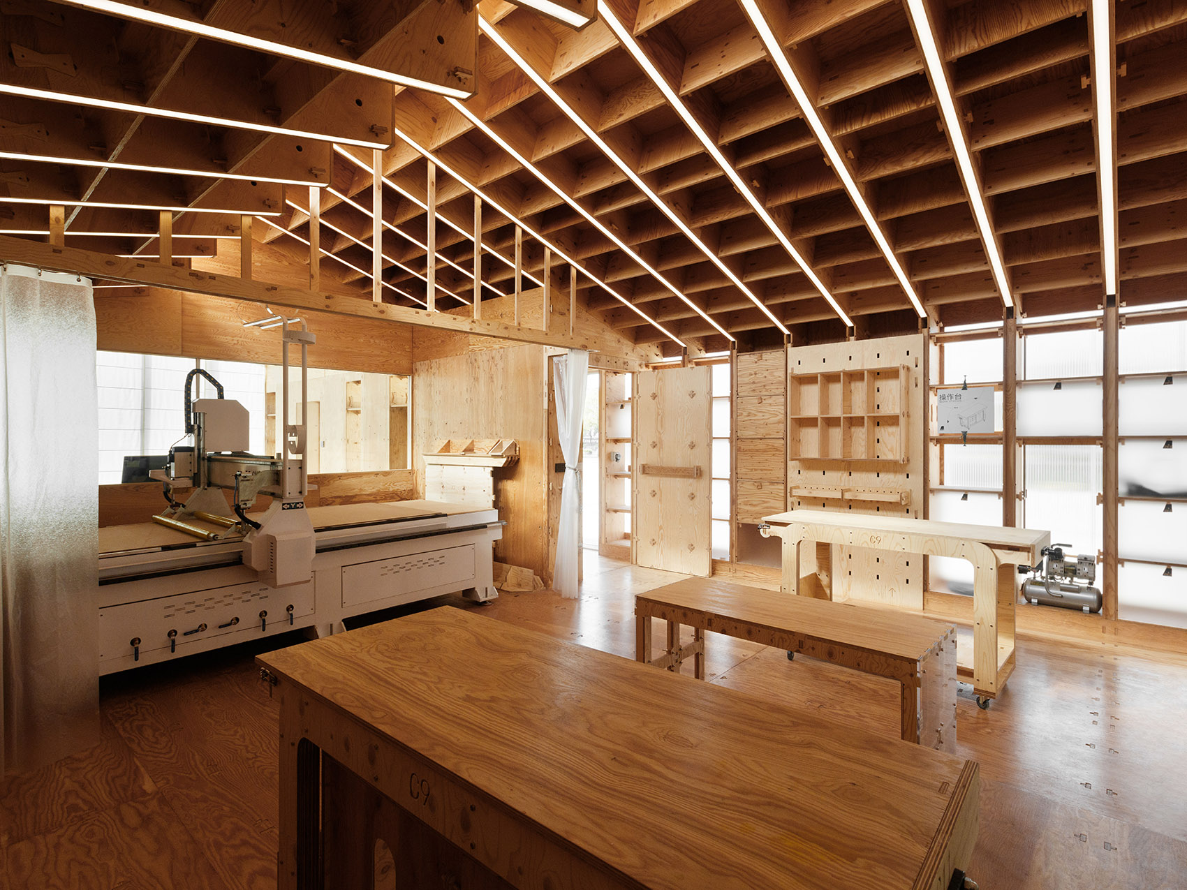 PFS digital mortise and tenon digital furniture store, China by