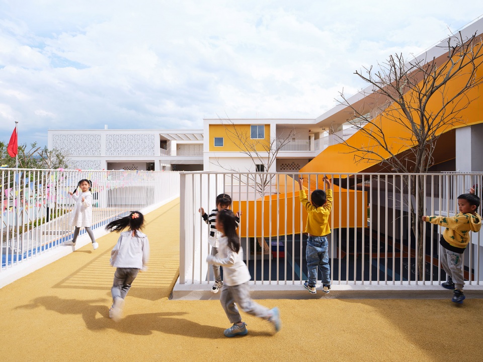 The Little Phoenix Kindergarten in Simao District Pu er City by Tao Zhi Studio Architectural Design and Research Institute of SCUT