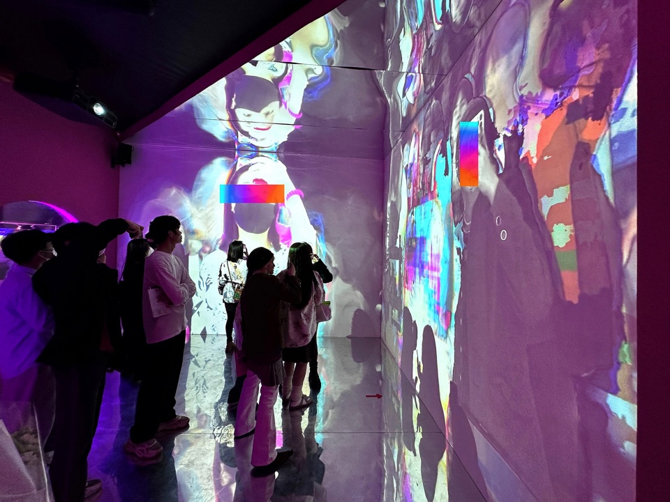 VIPASSANA 见我 NERVE 若无空间数字艺术