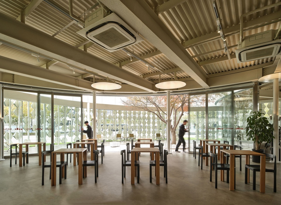 LOAM cafe bar China by STUDIO8