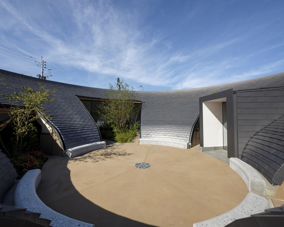 sky vessel house by nks2 architects