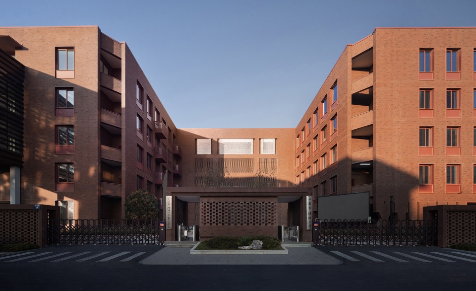 Yiwu Xiuhu Primary School expansion project China by JIUMI Design
