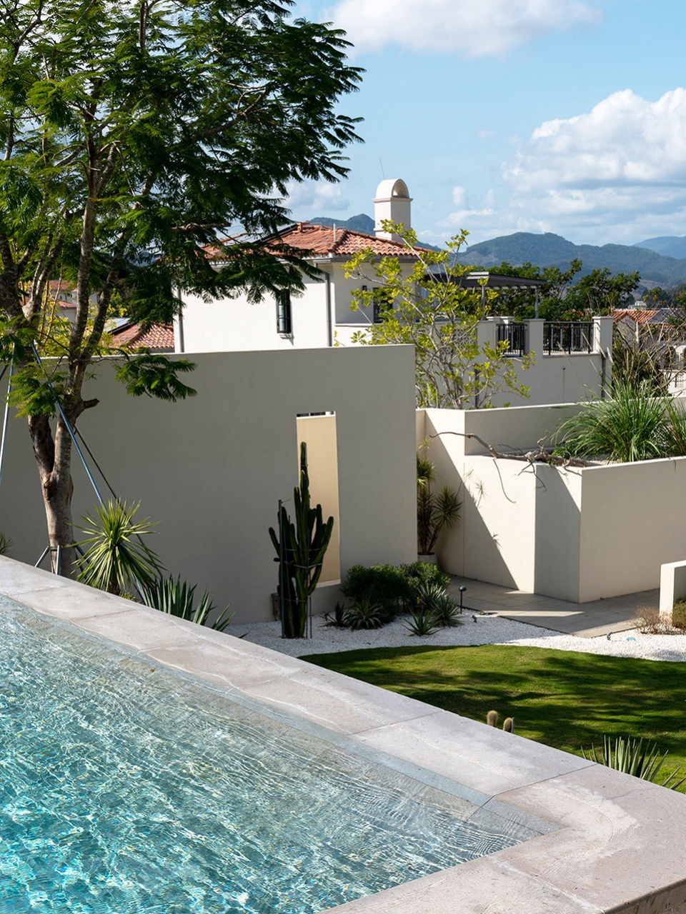 aranya sanya south garden by zscape