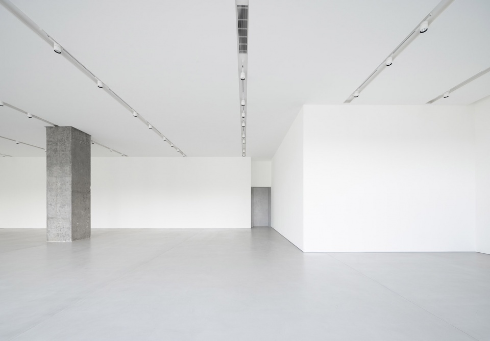 x sign space by hangzhou jiang jie interior design office