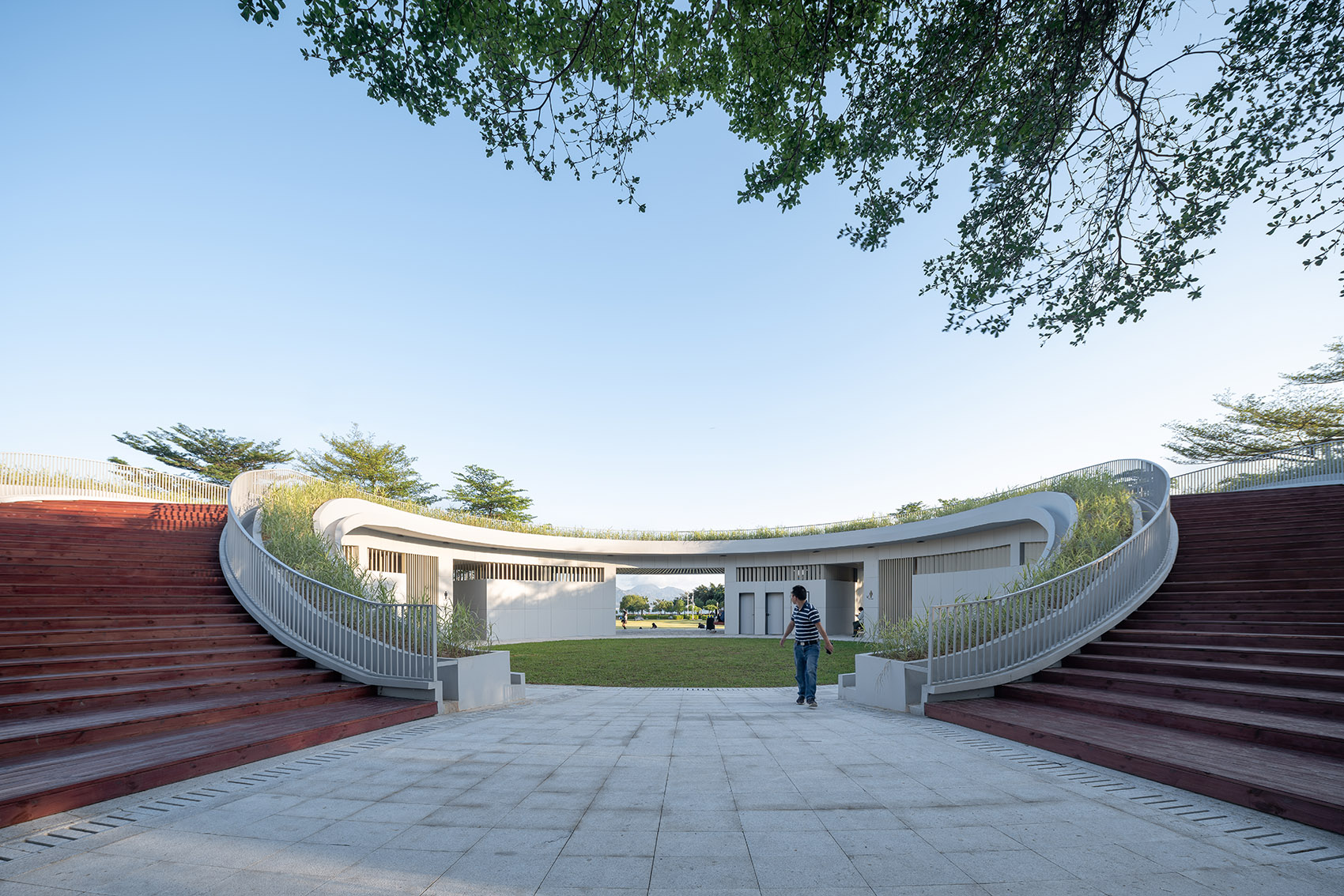 Design of Public Toilet in Shenzhen Bay Haifeng Sports Square, China by