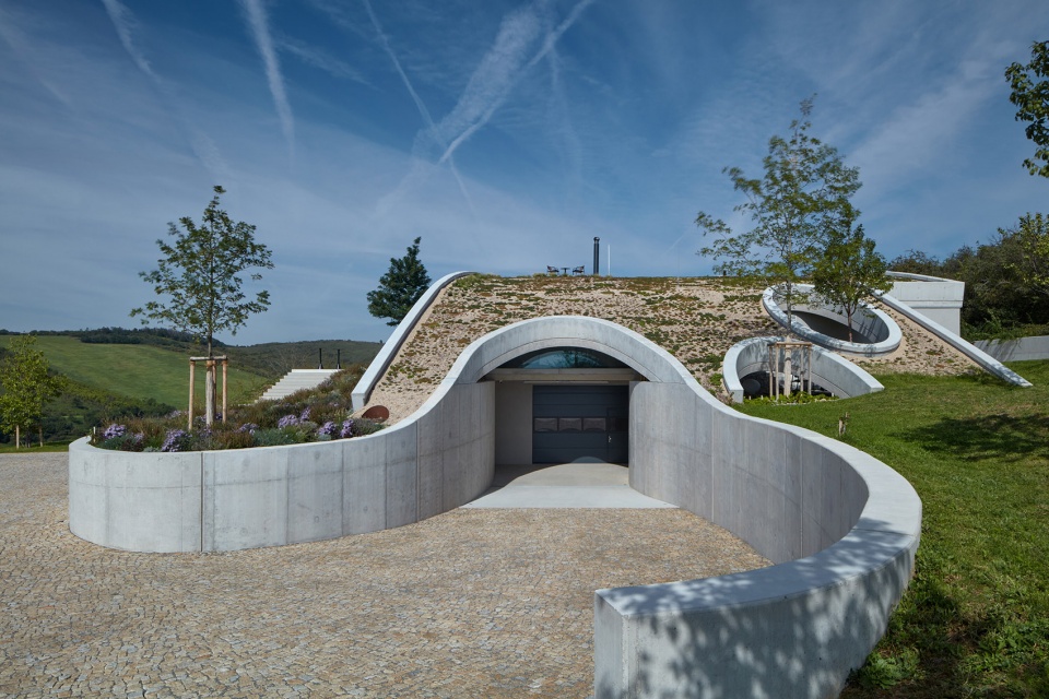 Gurdau Winery by Ales Fiala