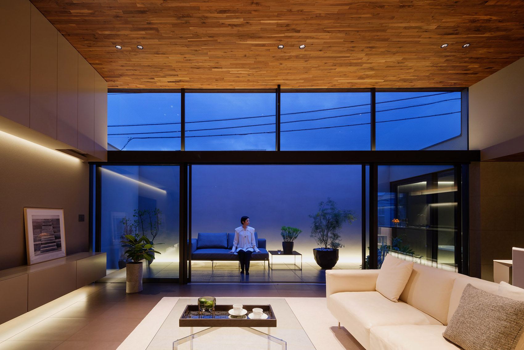 LAXUS by APOLLO Architects & Associates Co., Ltd. - 谷德设计网