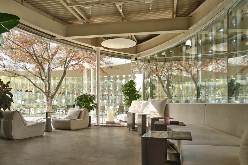 LOAM cafe bar China by STUDIO8