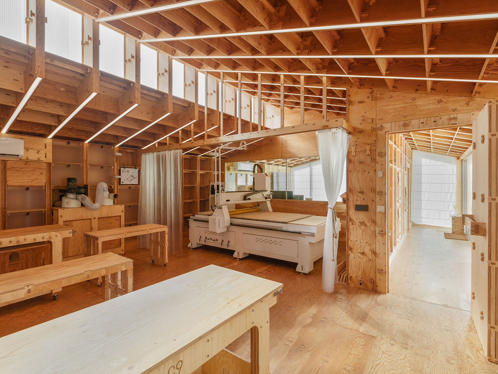 PFS digital mortise and tenon digital furniture store, China by