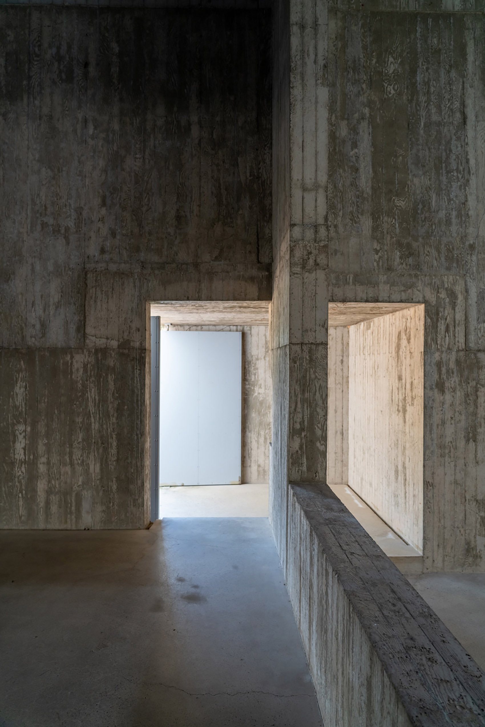 Sayuwon park pavilions by Alvaro Siza, Photography by William Mulvihill