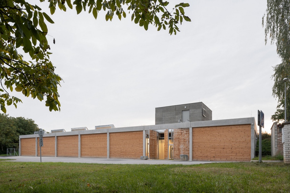 technical services base lysolaje PROGRES architekti