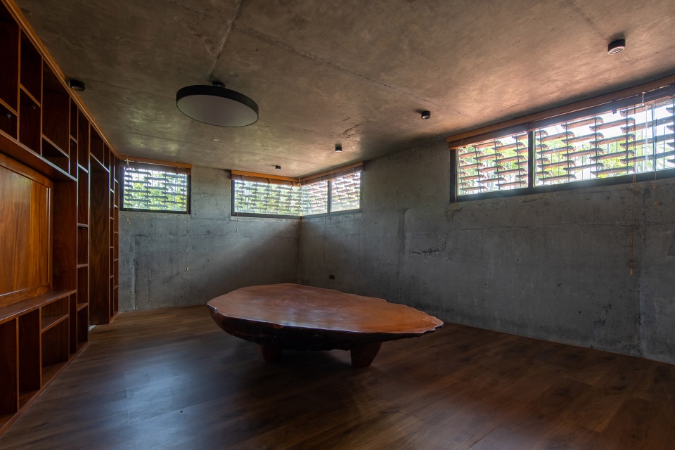 Tile Nest by H P Architects