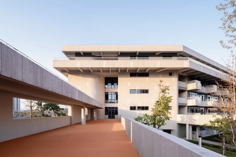 renshou campus of chengdu foreign language school by rong zhaohui studio zradi