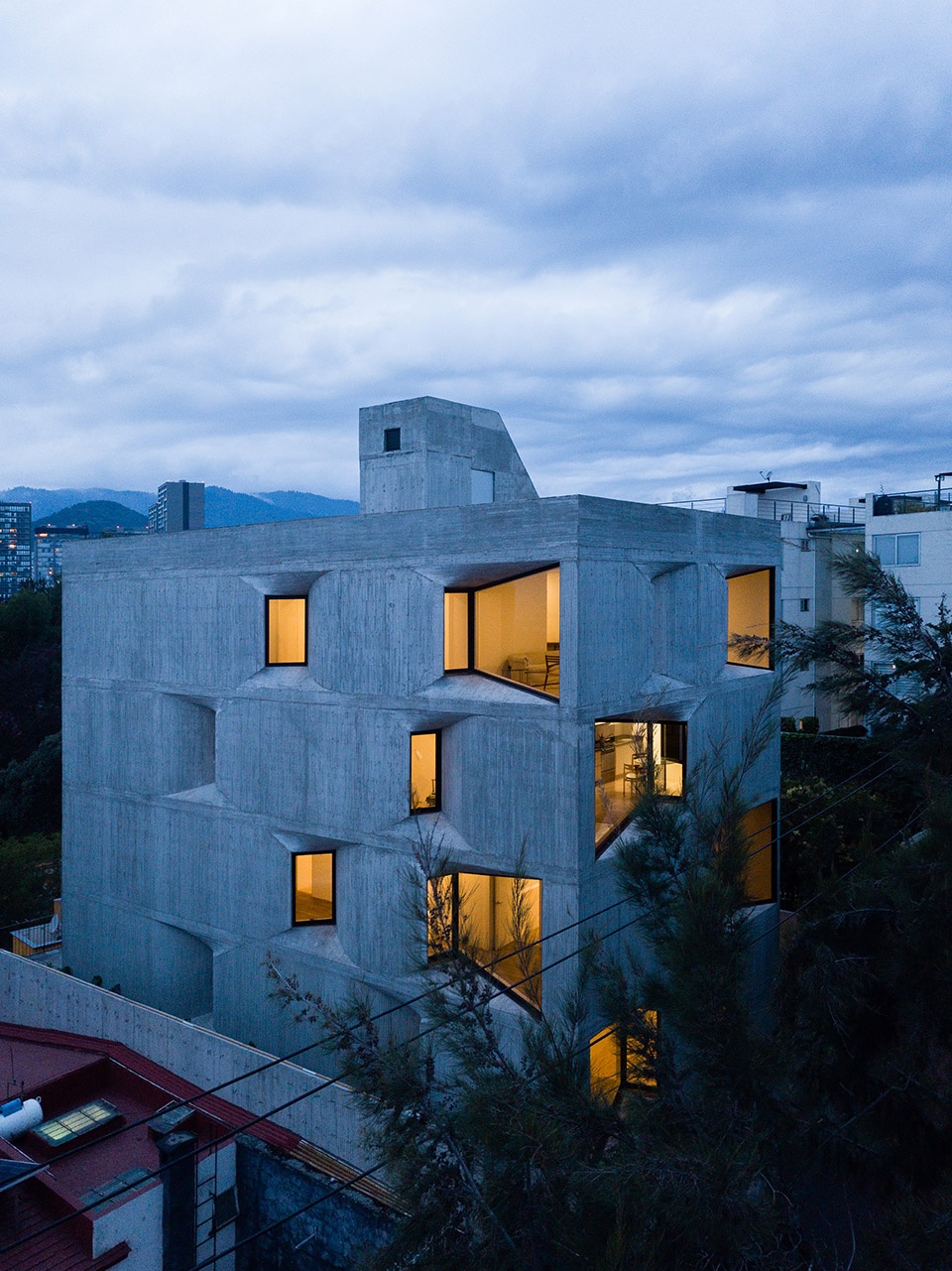 DL1310 by Michan Architecture