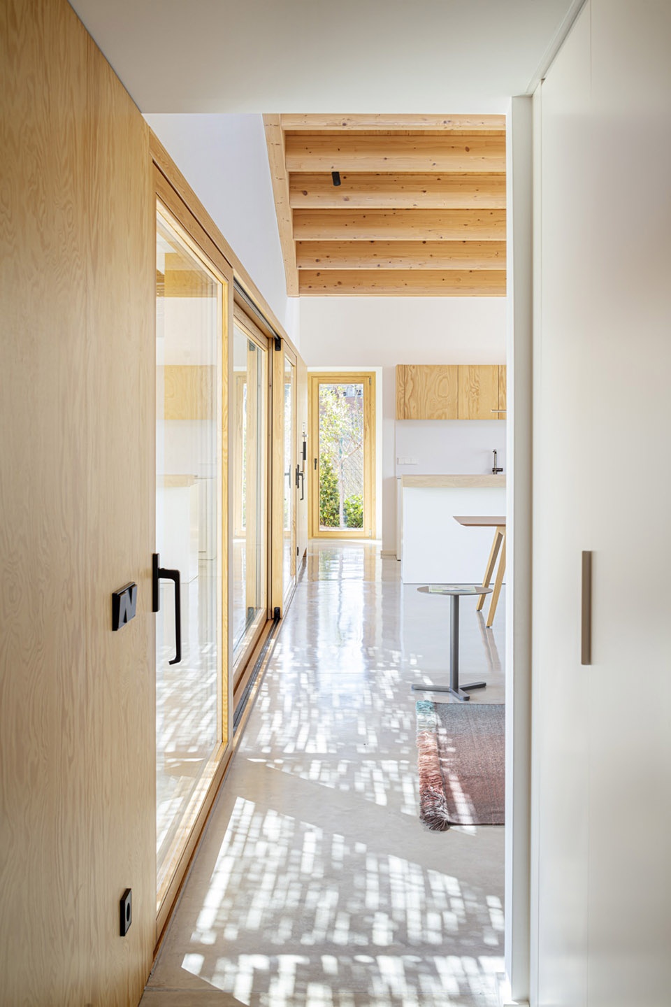 GV house by Alventosa Morell Arquitectes