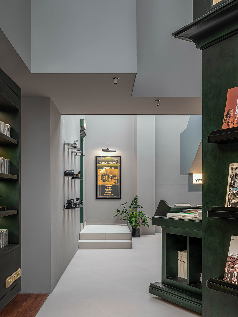 OPEN THE DOOR Art bookstore by WILD DESIGN X SIX ONE ZERO 谷德设计网