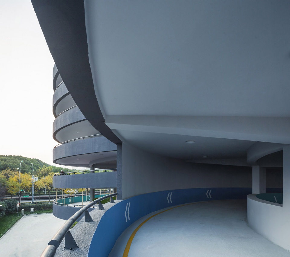 bosch szh215 parking house design phase i by arts group co ltd 拷贝