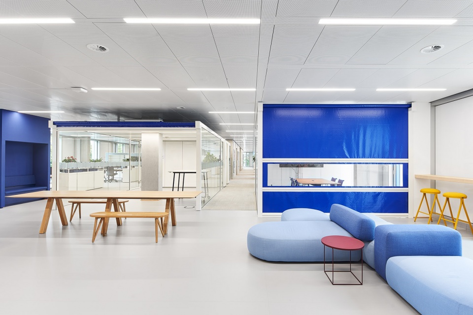 uhlmann office building by barkow leibinger