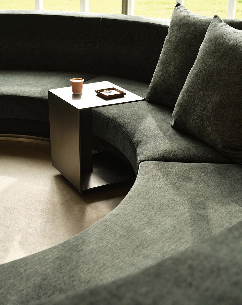 LOAM cafe bar China by STUDIO8 no7