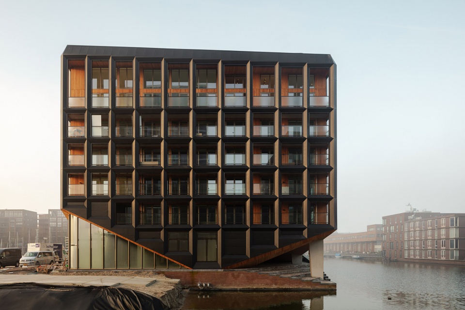 jonas building by orange architects