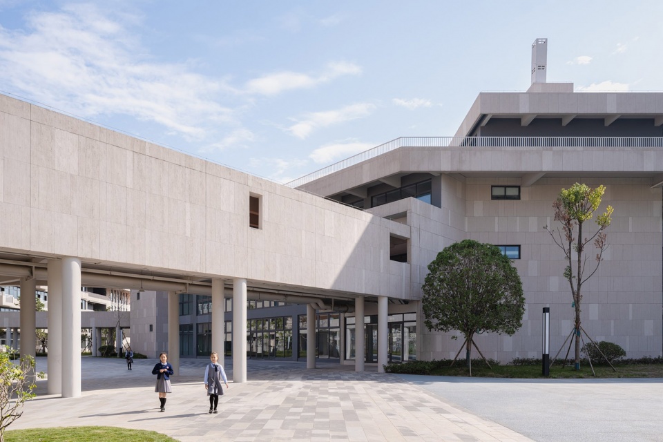 renshou campus of chengdu foreign language school by rong zhaohui studio zradi