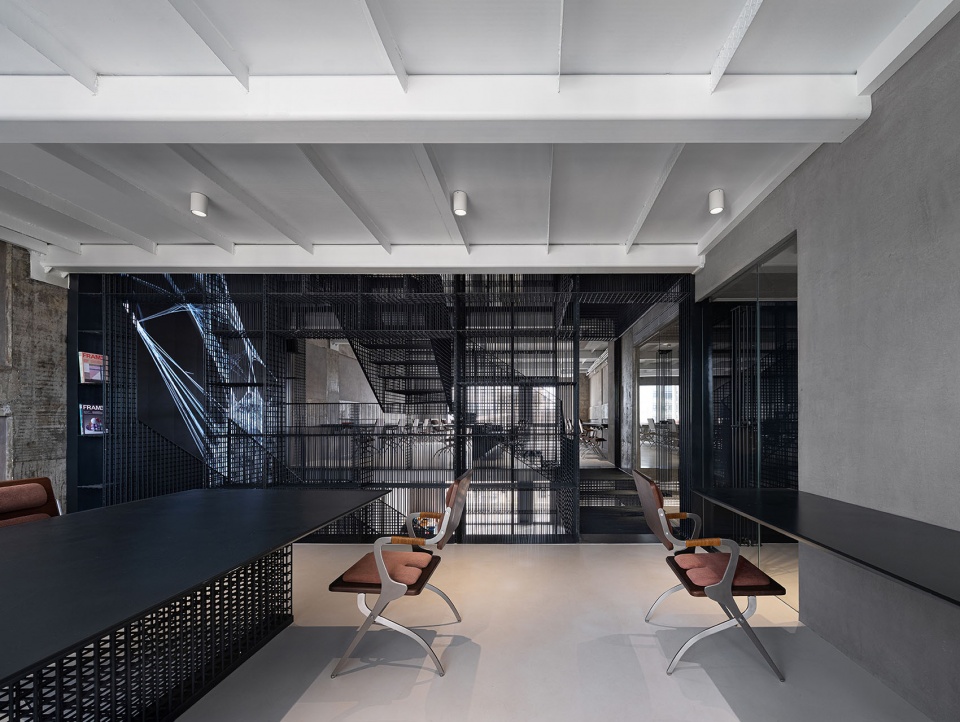 frame china office by archstudio and ufo media lab