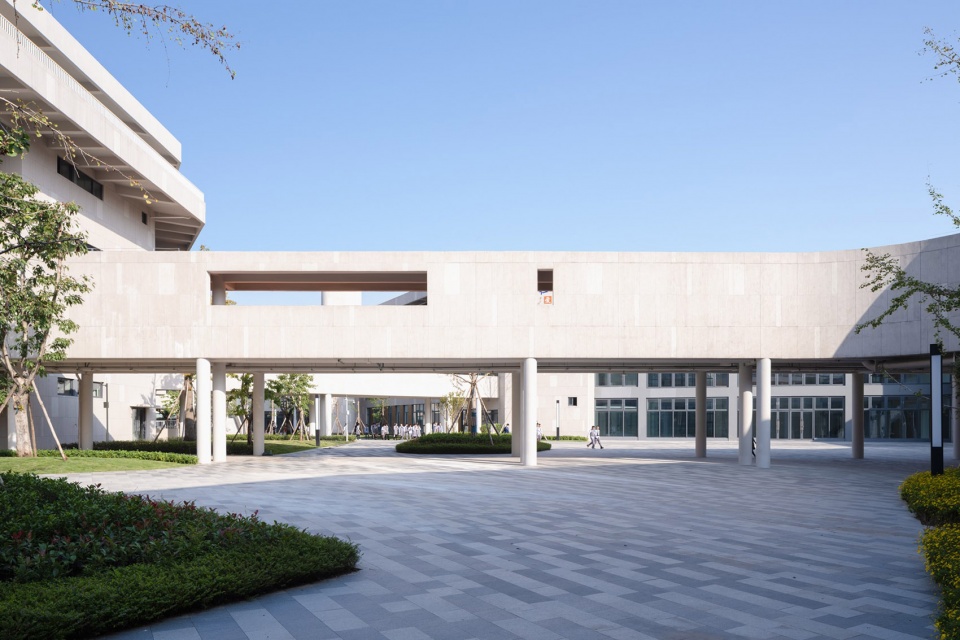 renshou campus of chengdu foreign language school by rong zhaohui studio zradi