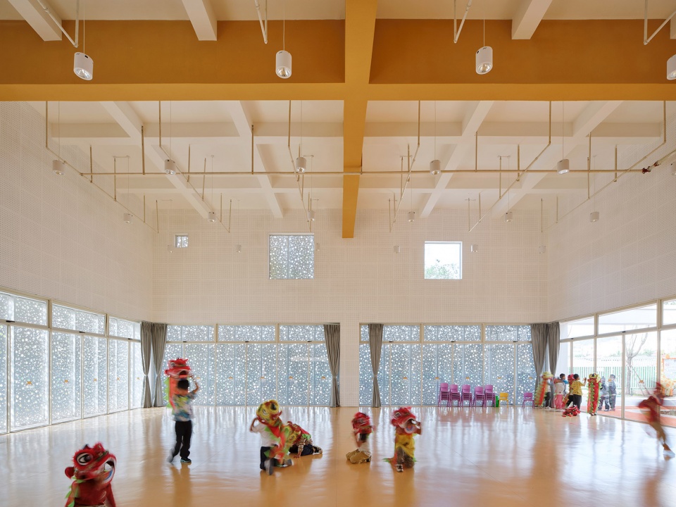 The Little Phoenix Kindergarten in Simao District Pu er City by Tao Zhi Studio Architectural Design and Research Institute of SCUT