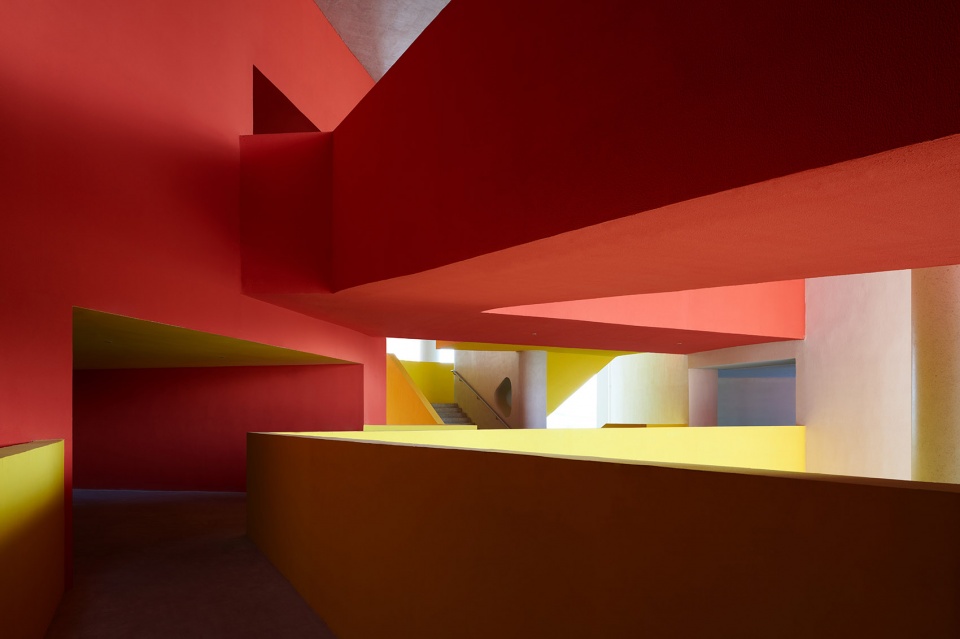 haikou jiangdong huandao experimental school by tao