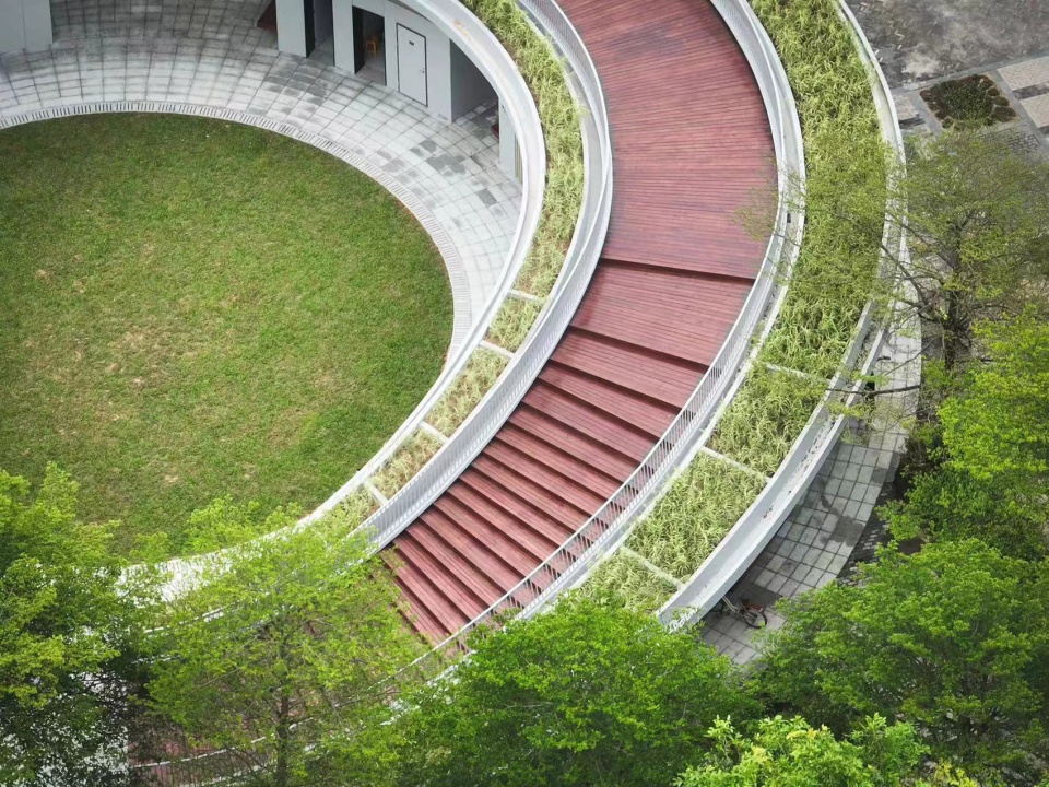Design of Public Toilet in Shenzhen Bay Haifeng Sports Square China by CCDI GROUP 21 STUDIO