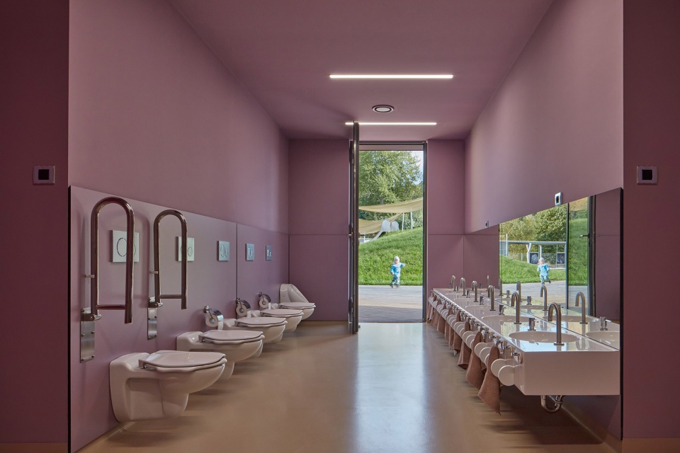Kindergartens Treperka and Waldorf Semily by MTA