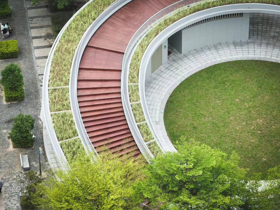 Design of Public Toilet in Shenzhen Bay Haifeng Sports Square China by CCDI GROUP 21 STUDIO