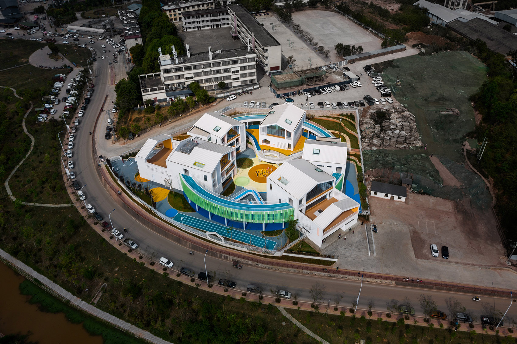 The southern branch of the Simao District Kindergarten by Tao Zhi