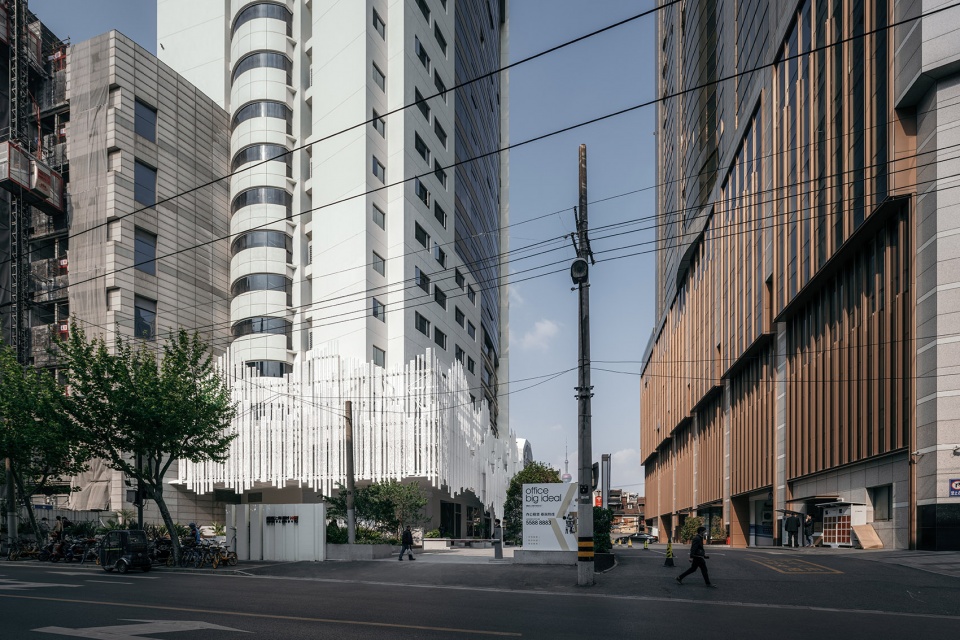 iron rain the renovation of dobe we by wutopia lab