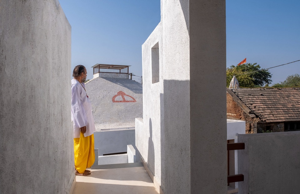 domda religious community center by arpa design