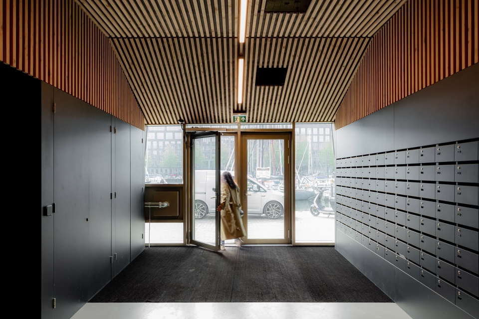 jonas building by orange architects
