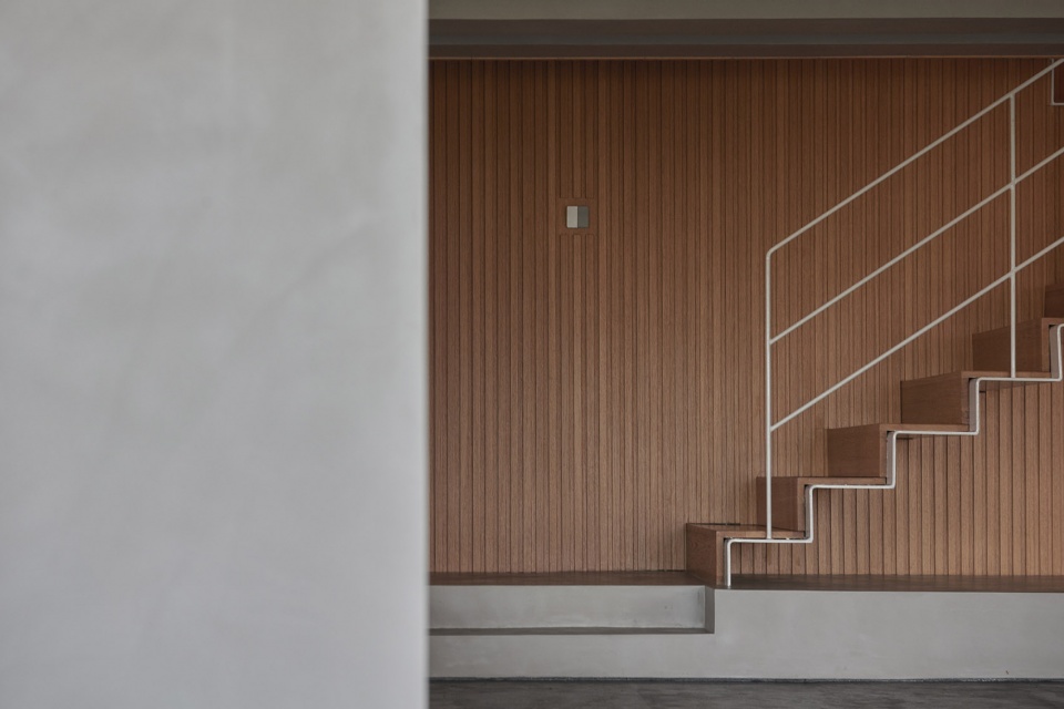 House Rooted in the Soil China by KiKi ARCHi