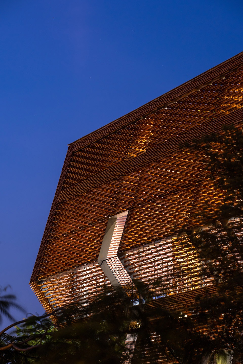 Tile Nest by H P Architects