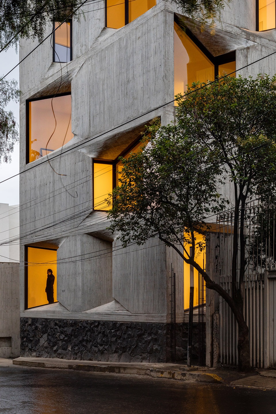 DL1310 by Michan Architecture