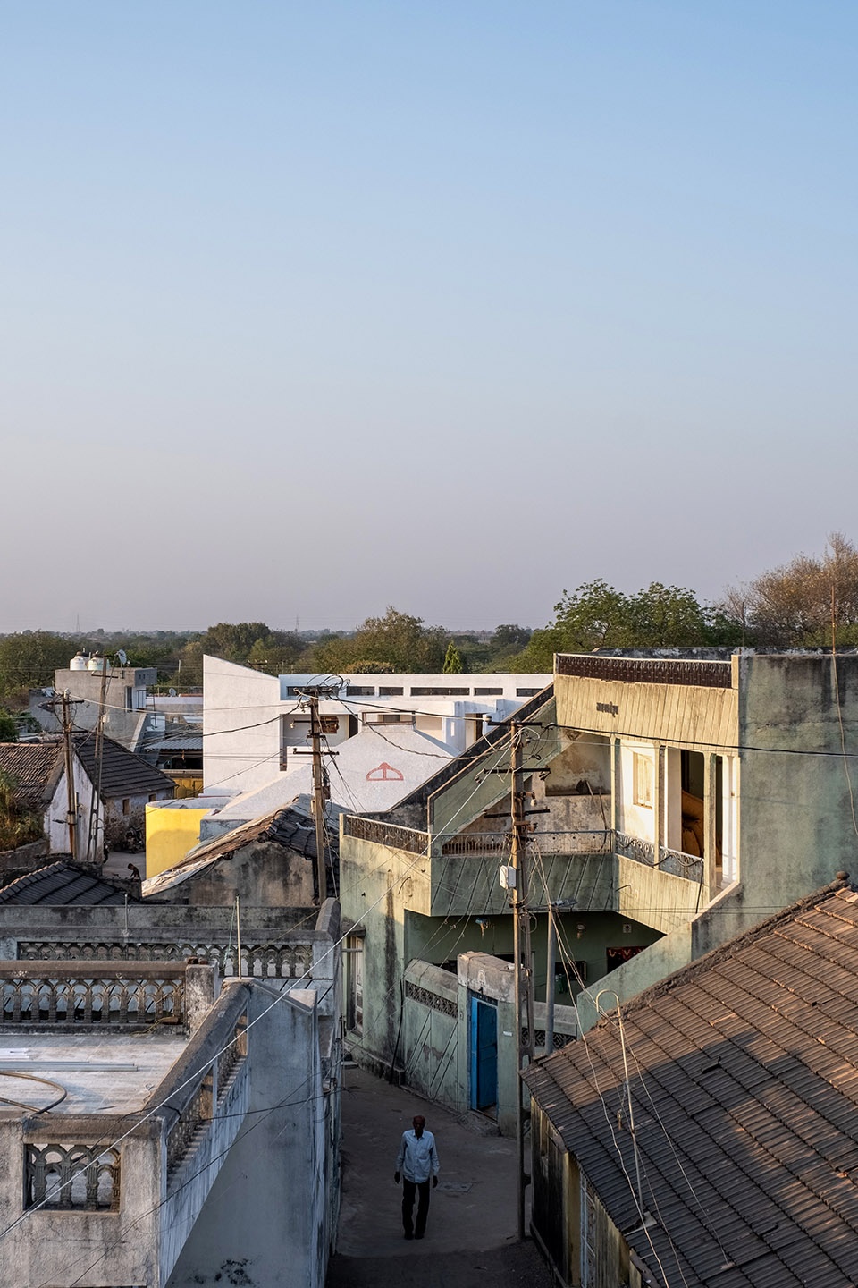 domda religious community center by arpa design