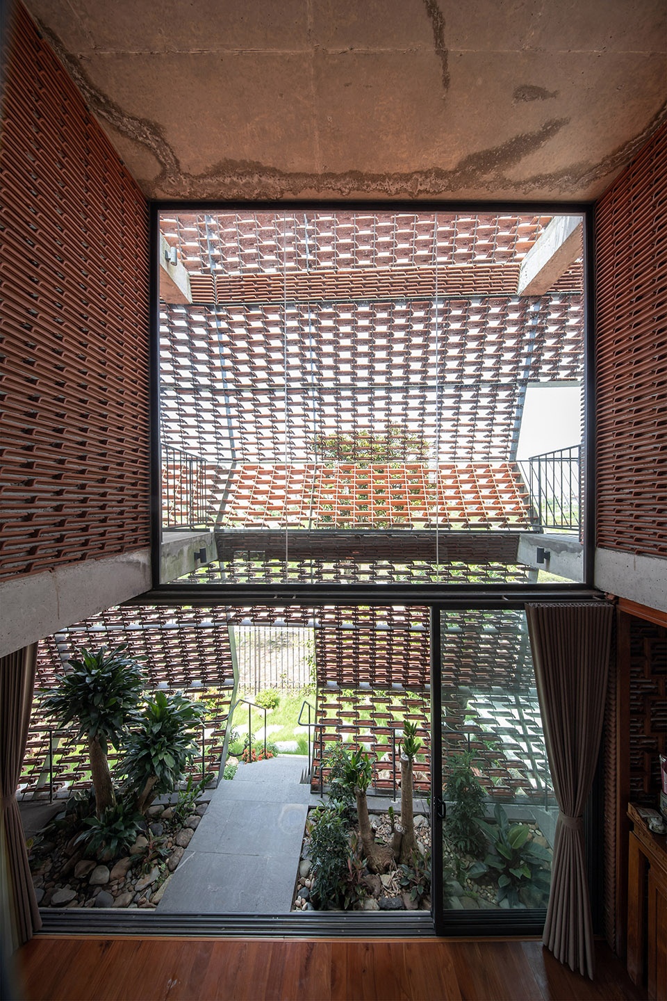 Tile Nest by H P Architects