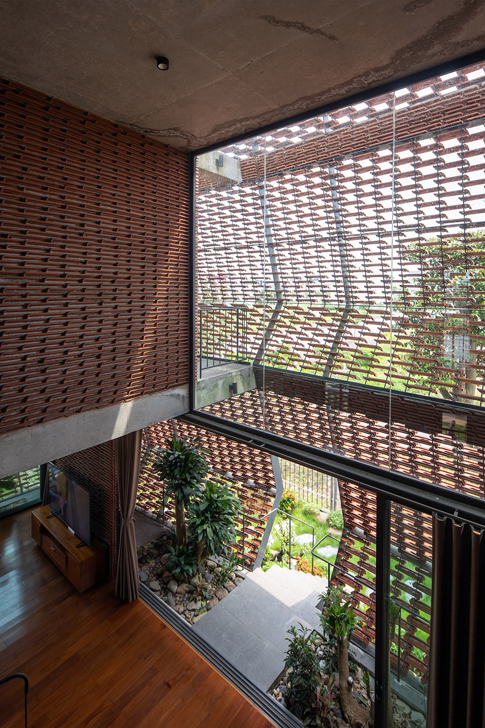 Tile Nest by H P Architects