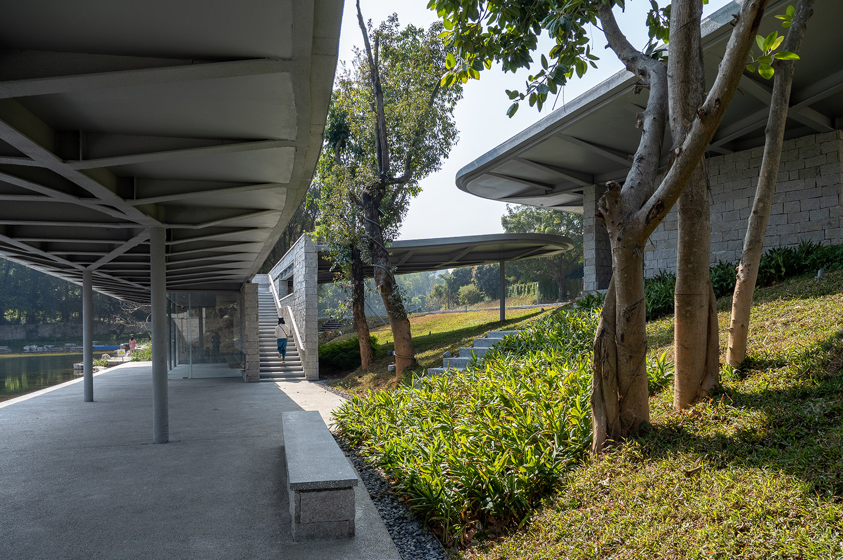 Design of the secondary station and surrounding landscape for the Xili