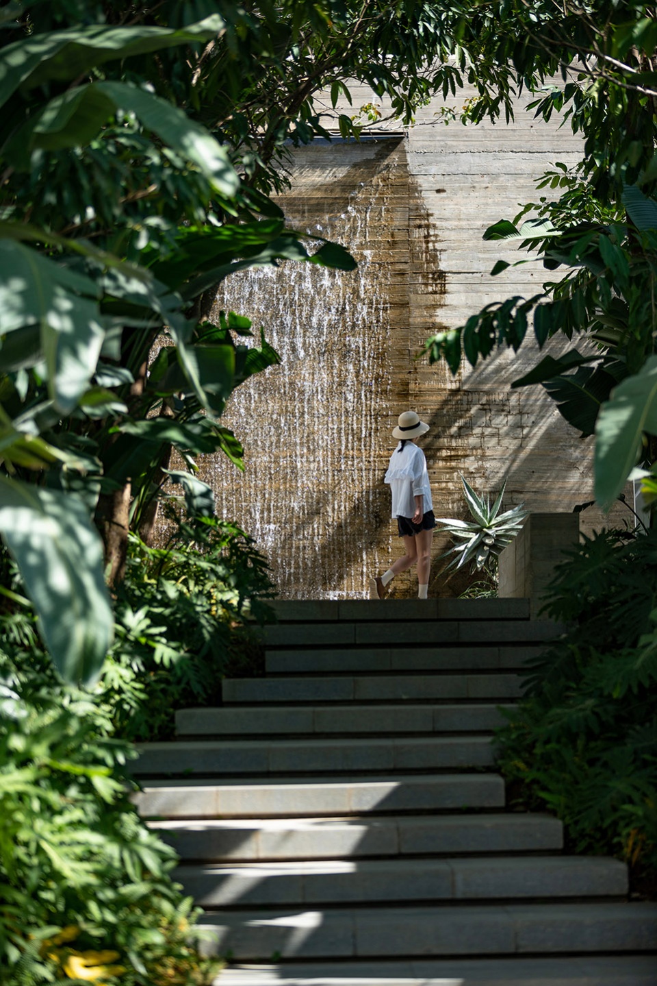 aranya sanya south garden by zscape