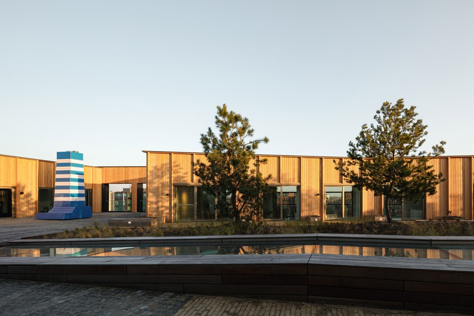 jonas building by orange architects