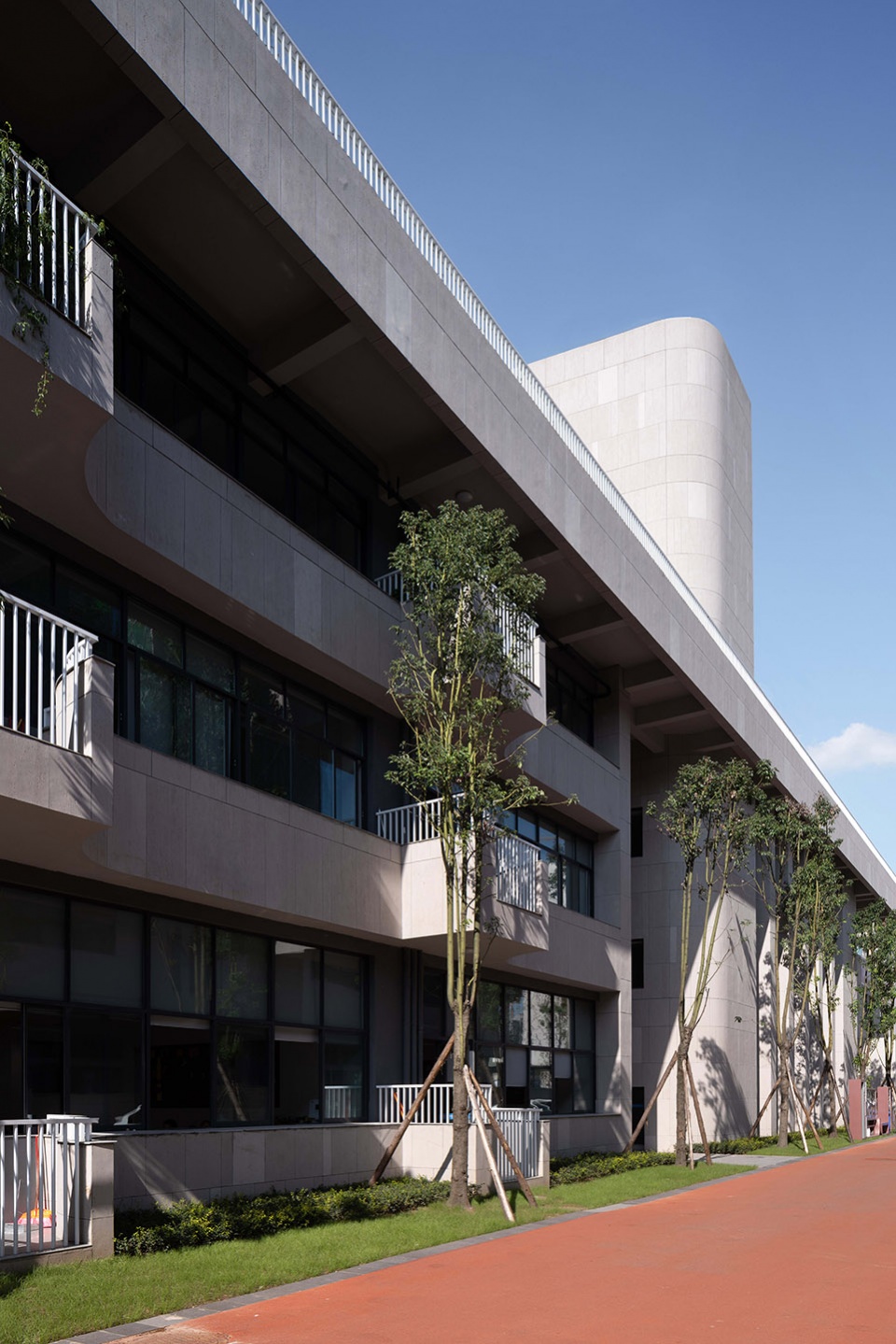 renshou campus of chengdu foreign language school by rong zhaohui studio zradi