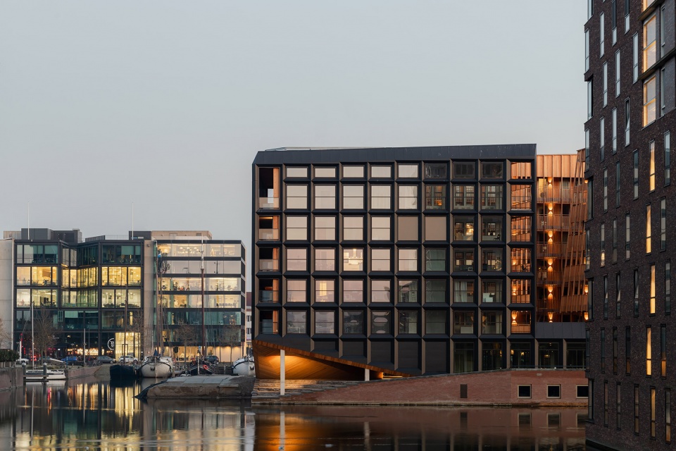 jonas building by orange architects