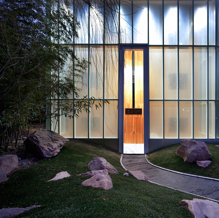 iron rain the renovation of dobe we by wutopia lab