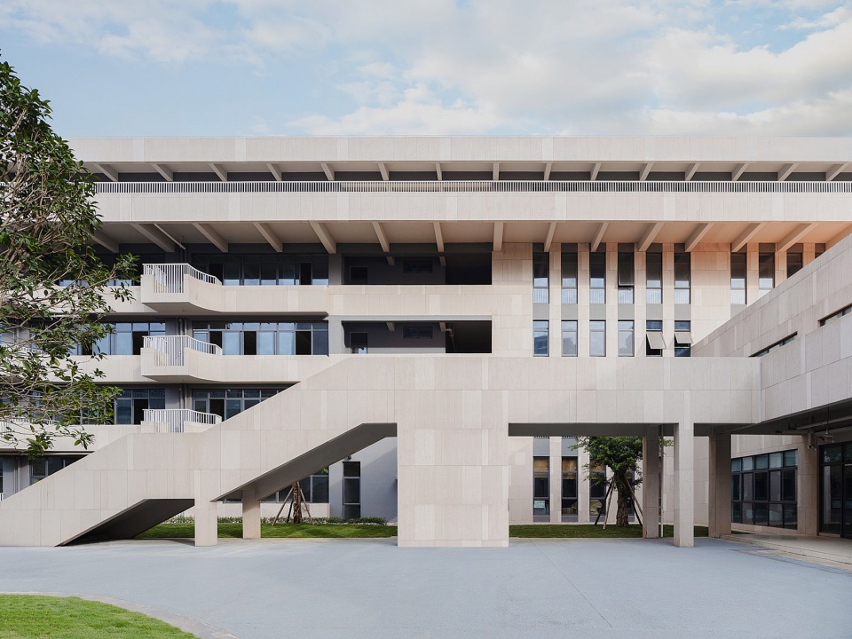 renshou campus of chengdu foreign language school by rong zhaohui studio zradi