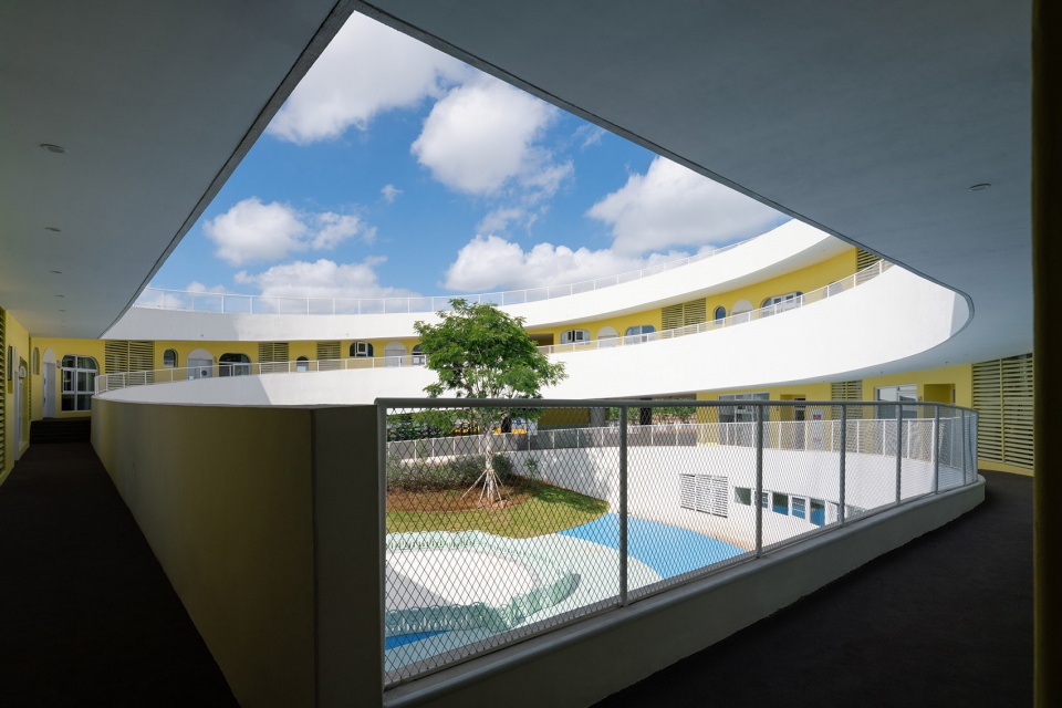 haikou jiangdong huandao experimental school by tao